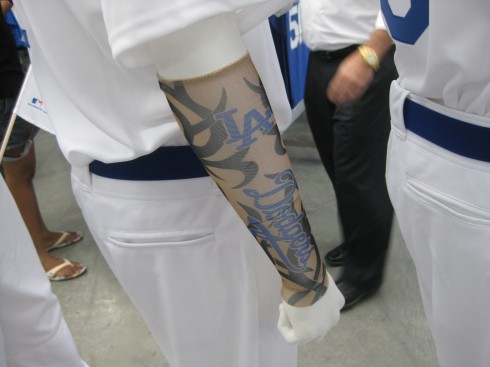 los angeles dodgers logo tattoo. the LA Dodgers fake-tattoo